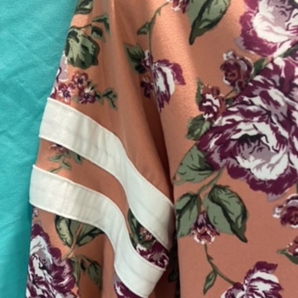 Long Sleeve Floral Dress - Picture 6 of 14